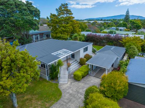 40 Seddon Street, Waikanae