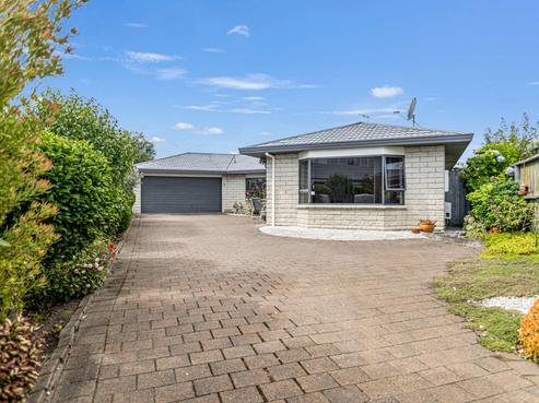 136 Roberts Street, Taupo