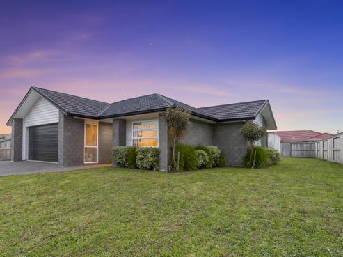 84 Penetaka Heights, Pyes Pa