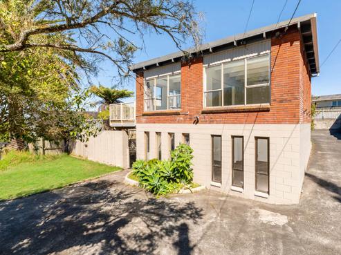 54 Makora Road, Massey