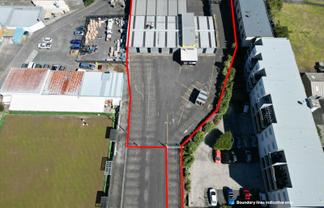 LARGE YARD PLUS WORKSHOP  FLEXIBLE TERMS
