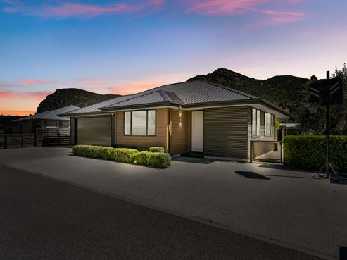 12 Warbler Lane, Albert Town