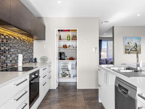 4 Shilton Lane, Pegasus