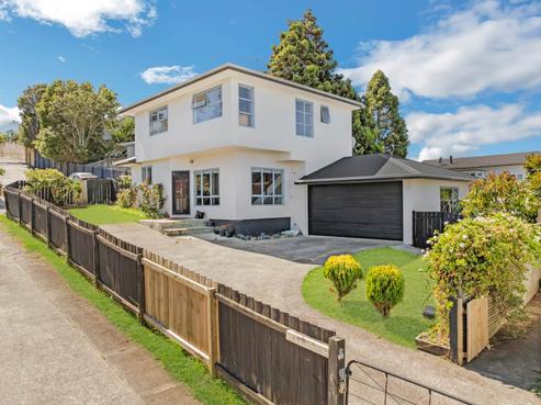 2/30 Mountain Road, Mangere Bridge