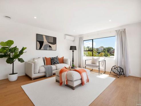 2/13 Naviti Place, Browns Bay