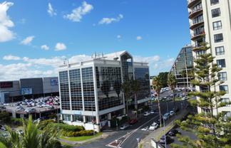 Quality Manukau High Rise 