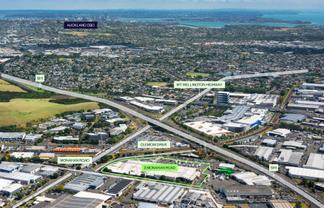 Office 300m² and Storage 462m²