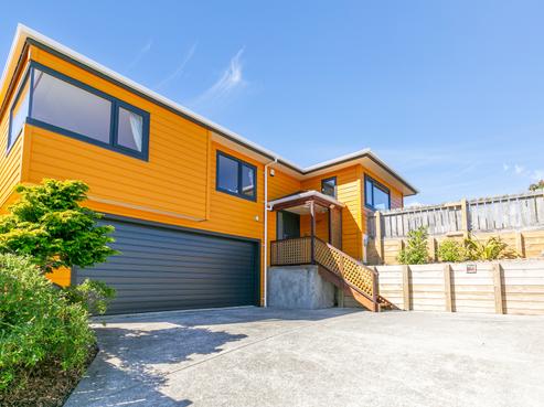15B Dargle Way, Island Bay