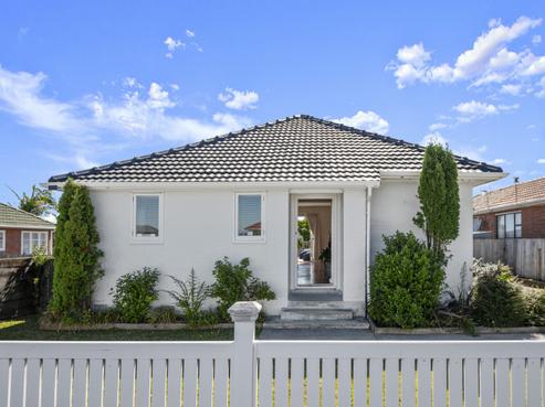 302 Mount Albert Road, Sandringham