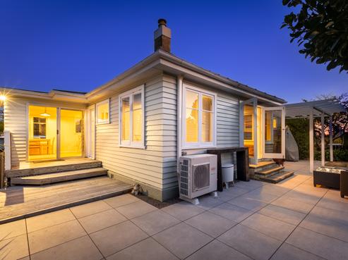 71 Golf Road, Paraparaumu Beach