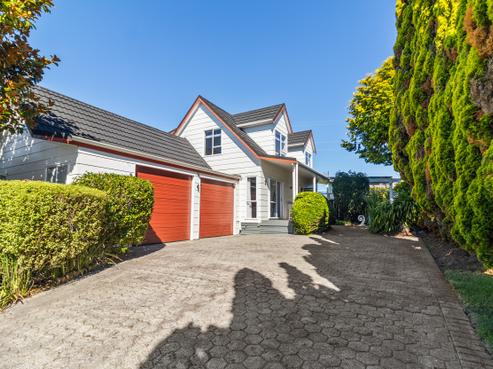 38 Barnhill Crescent, Pahurehure