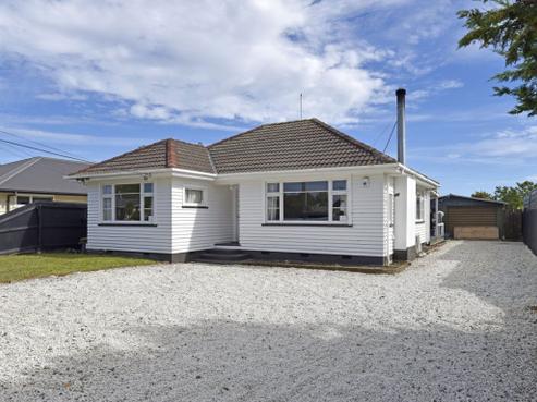 105 Pages Road, Wainoni