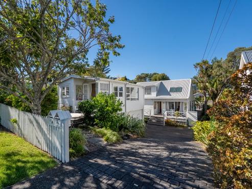 27 Hastings Parade, Devonport