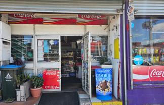 Super Store - Prime Location on Otahuhu