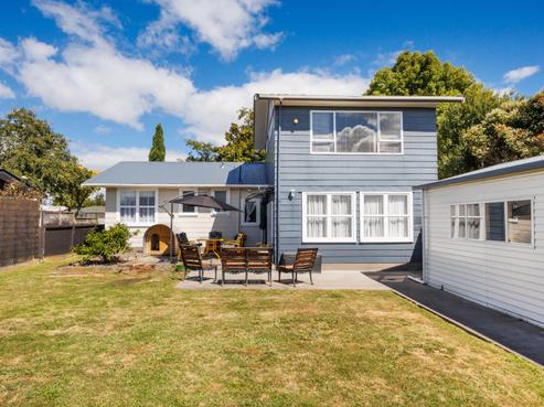 39 Apollo Parade, Milson