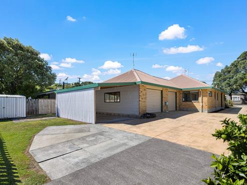 14 Laurie Street, Red Beach