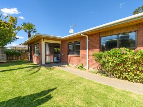 2B Hunter Way, Otumoetai