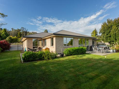 14 Magazine Road, Mosgiel