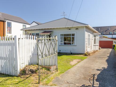 571 Manchester Street, Saint Albans