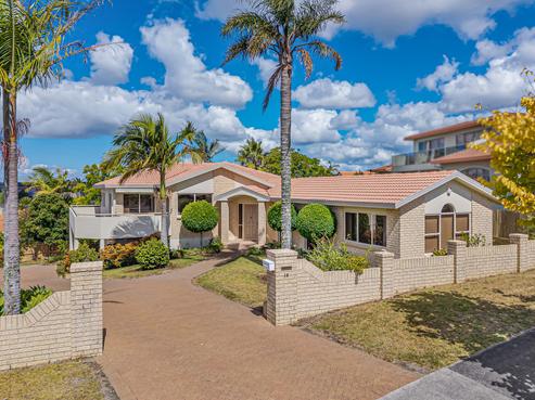 16 Tornado Place, West Harbour