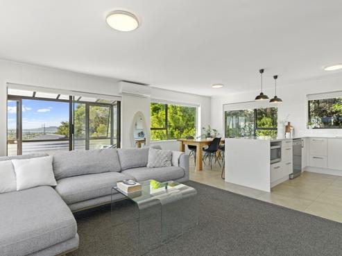 1/39 Sunset Road, Totara Vale