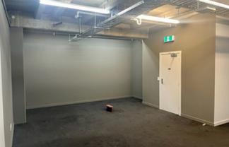 Professional & Cozy Office in CBD