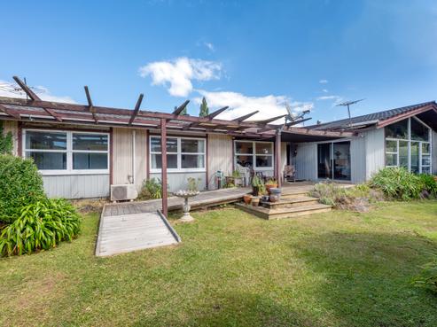134 Koutu Road, Kawaha Point