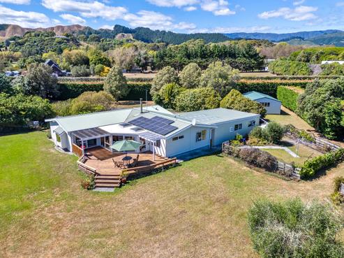 109 Greenwood Boulevard, Otaki