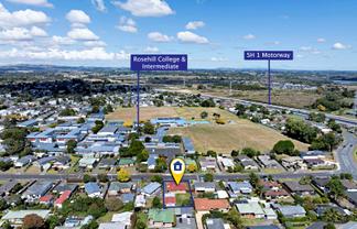 79 Rosehill Drive, Papakura