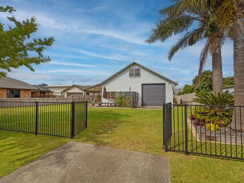 17 Endeavour Close, Whitianga
