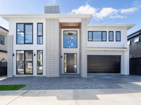 33 Grand Ridge Avenue, Flat Bush