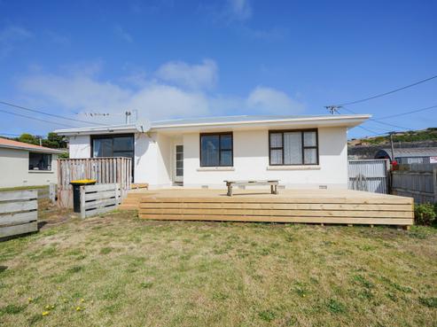 283 Foyle Street, Bluff