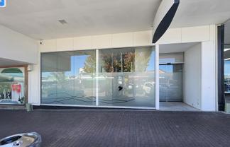 Service provider or retail space