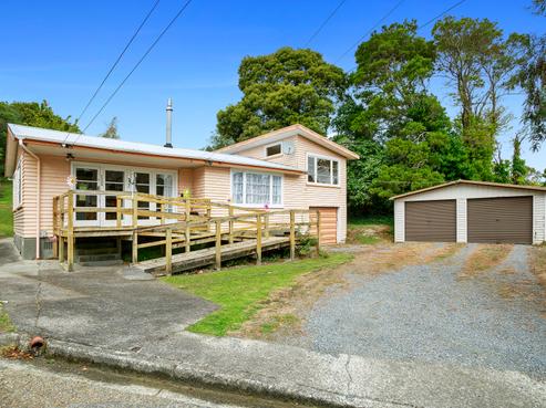 111 Stokes Valley Road, Stokes Valley