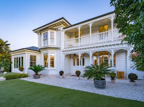 102 Nile Street, Nelson City