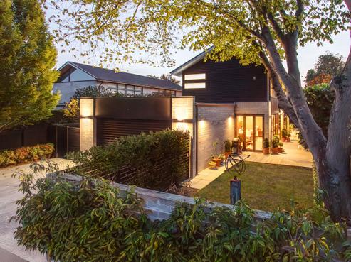 21A Devonport Lane, Saint Albans