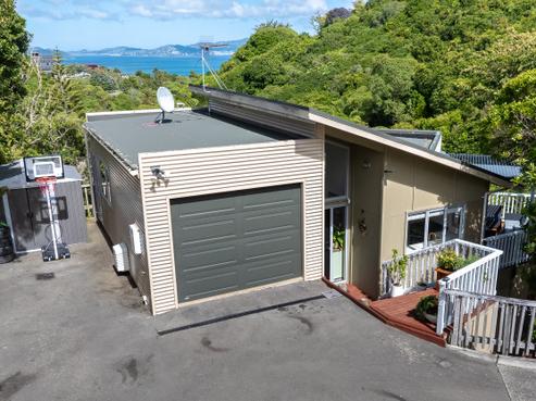 51A Maungaraki Road, Korokoro
