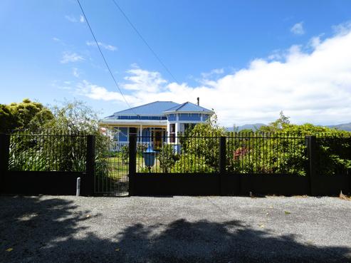123 Queen Street, Westport