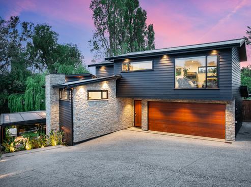 18 Atkinson Road, Titirangi