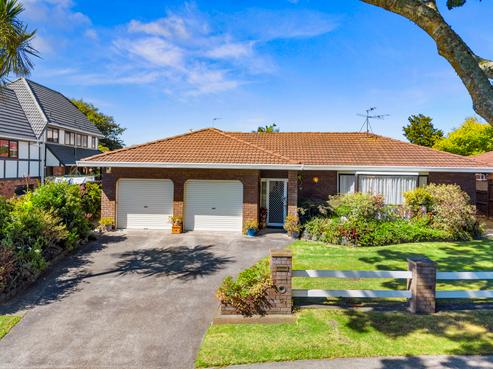 137 Walter Strevens Drive, Conifer Grove