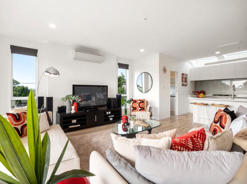 5A Holland Avenue, Point England