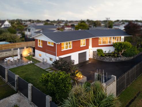 180 Sandwich Road, Saint Andrews