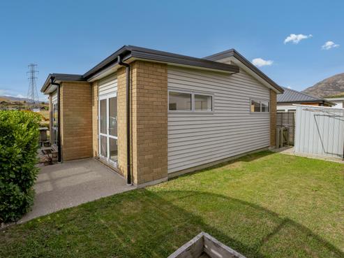 11 Stone Walls Terrace, Lower Shotover