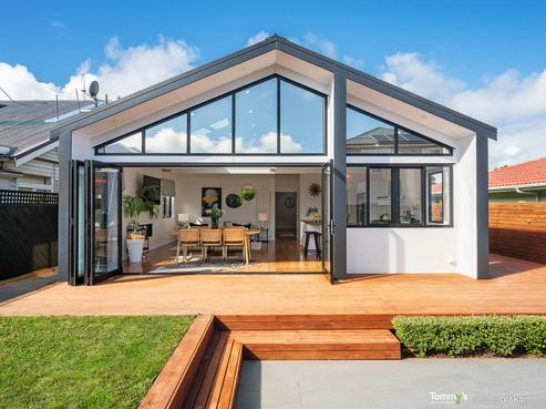 21 Nottingham Street, Karori