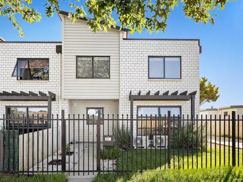 8C Cosgrave Road, Papakura