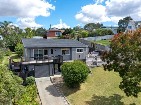 6 Hatfield Heights, Hatfields Beach