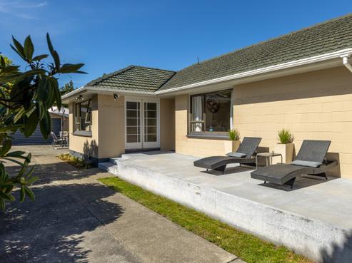26 Liverton Crescent, Bishopdale