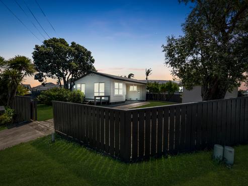2/99 Clovelly Road, Bucklands Beach