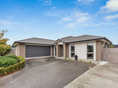 15 Larmer Drive, Kumeu