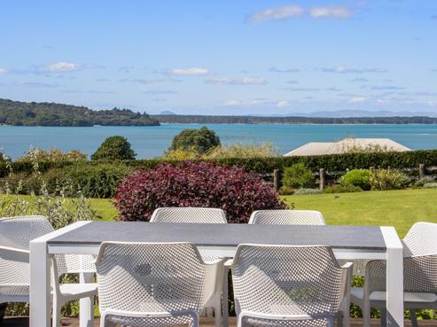 139 Athenree Road, Athenree